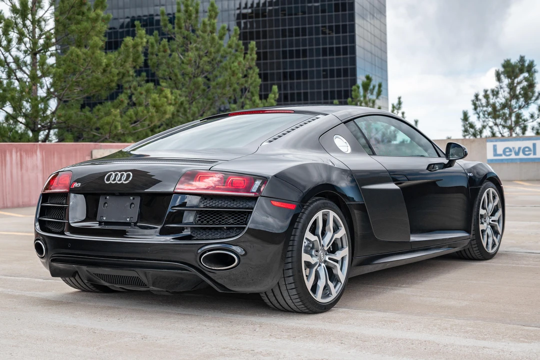 2012 Audi 42 R8 - Image 8 of 31
