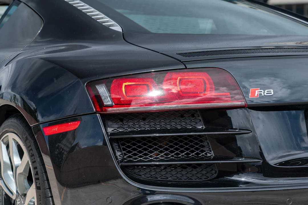 2012 Audi 42 R8 - Image 16 of 31