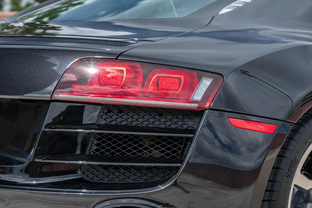 2012 Audi 42 R8 - Image 20 of 31