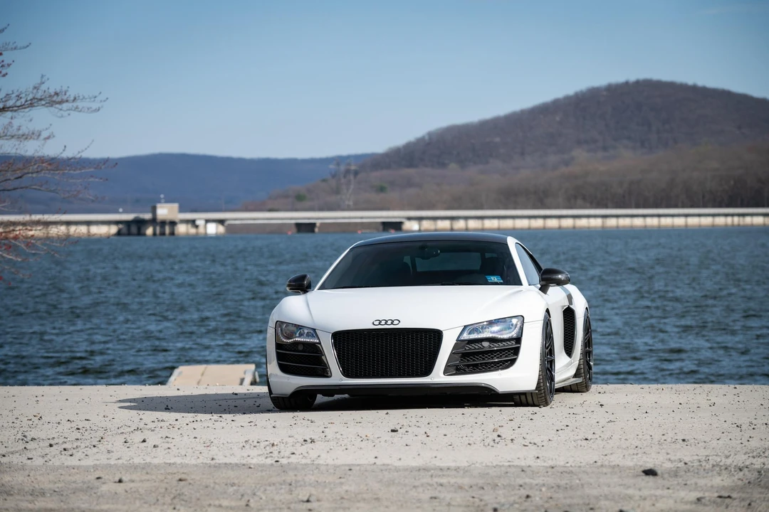 2012 Audi 42 R8 - Image 9 of 31