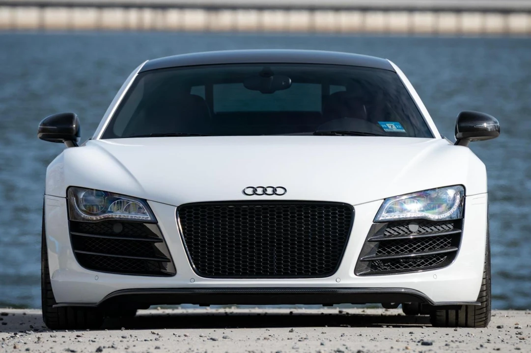 2012 Audi 42 R8 - Image 2 of 31