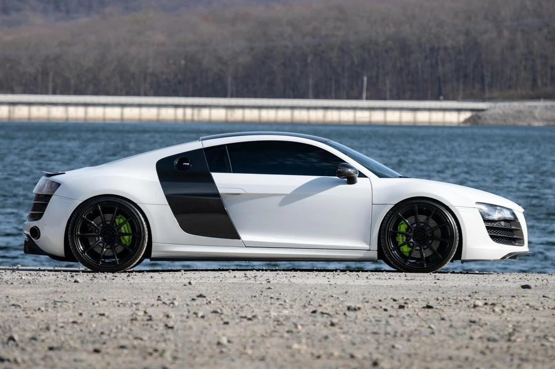 2012 Audi 42 R8 - Image 3 of 31