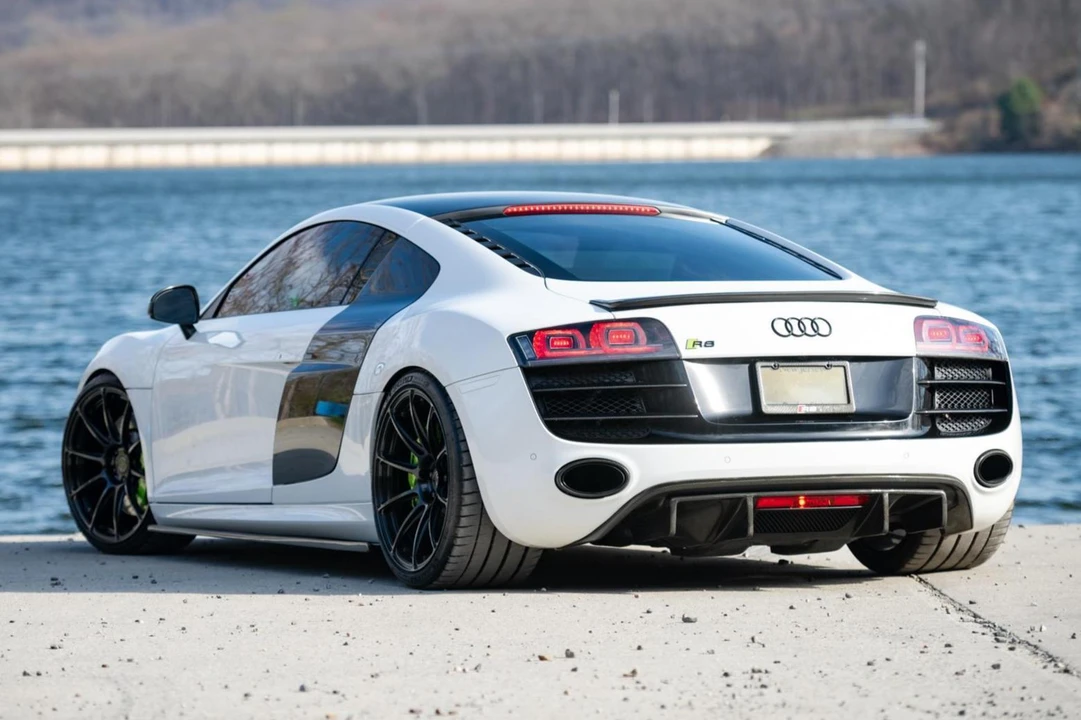 2012 Audi 42 R8 - Image 4 of 31
