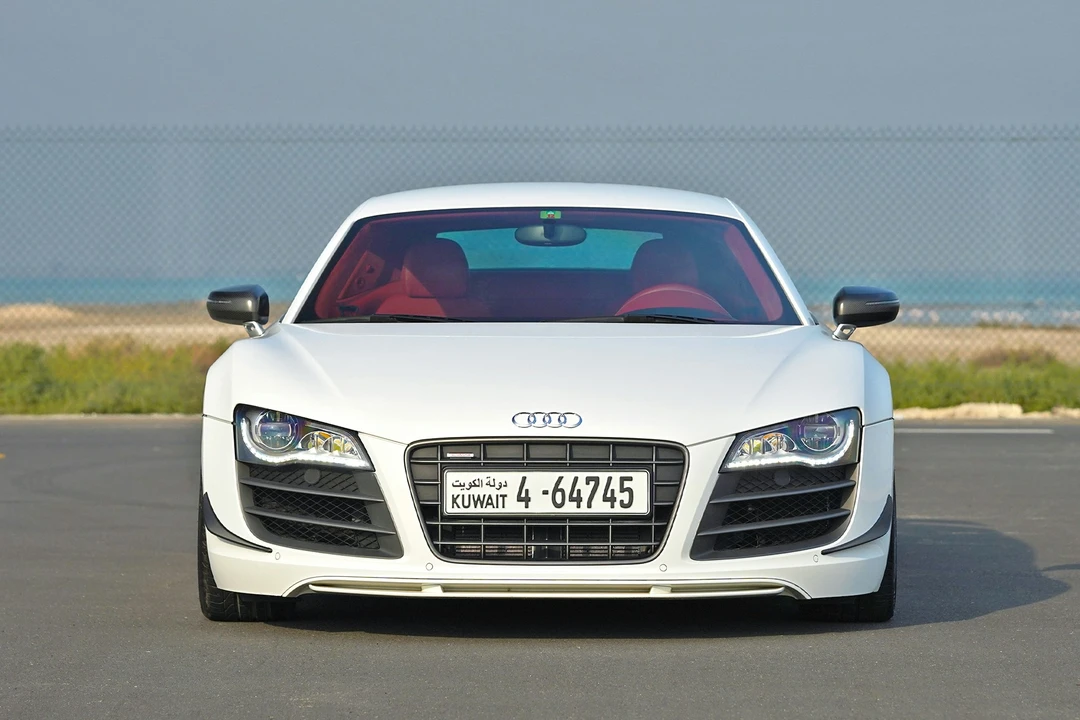 2012 Audi 42 R8 - Image 2 of 21