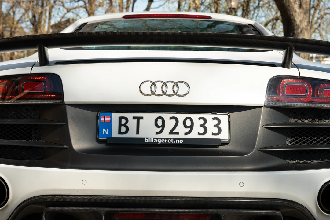 2012 Audi 42 R8 - Image 17 of 31