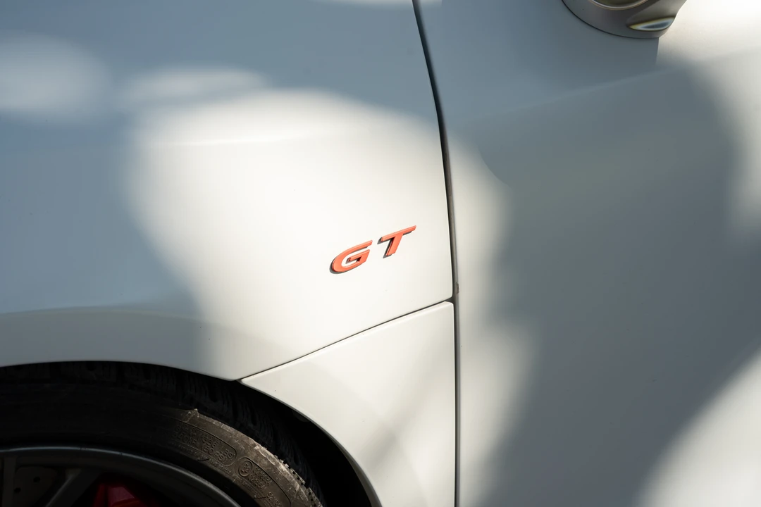2012 Audi 42 R8 - Image 19 of 31