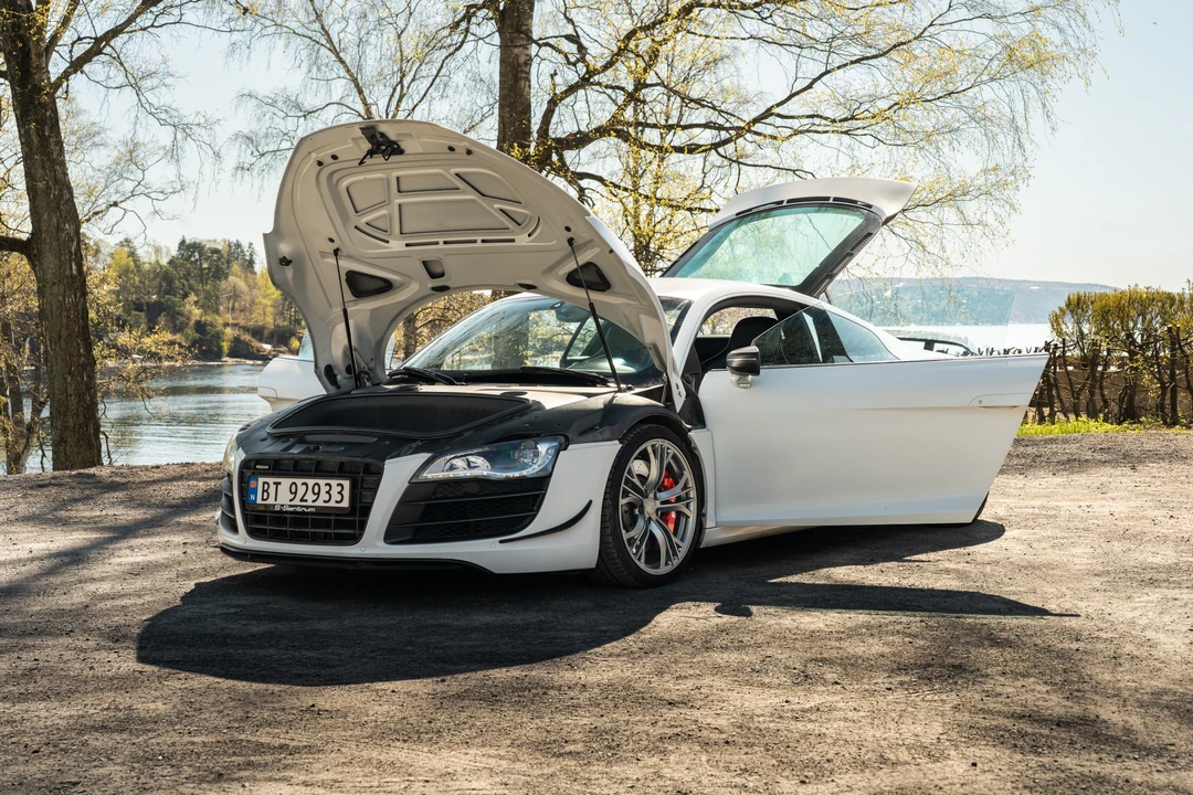 2012 Audi 42 R8 - Image 12 of 31