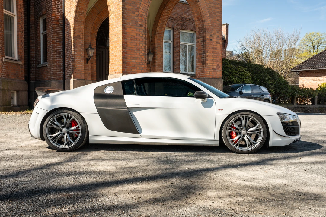 2012 Audi 42 R8 - Image 7 of 31
