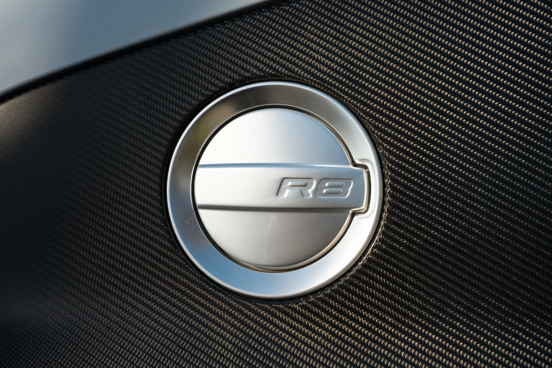 2012 Audi 42 R8 - Image 28 of 31