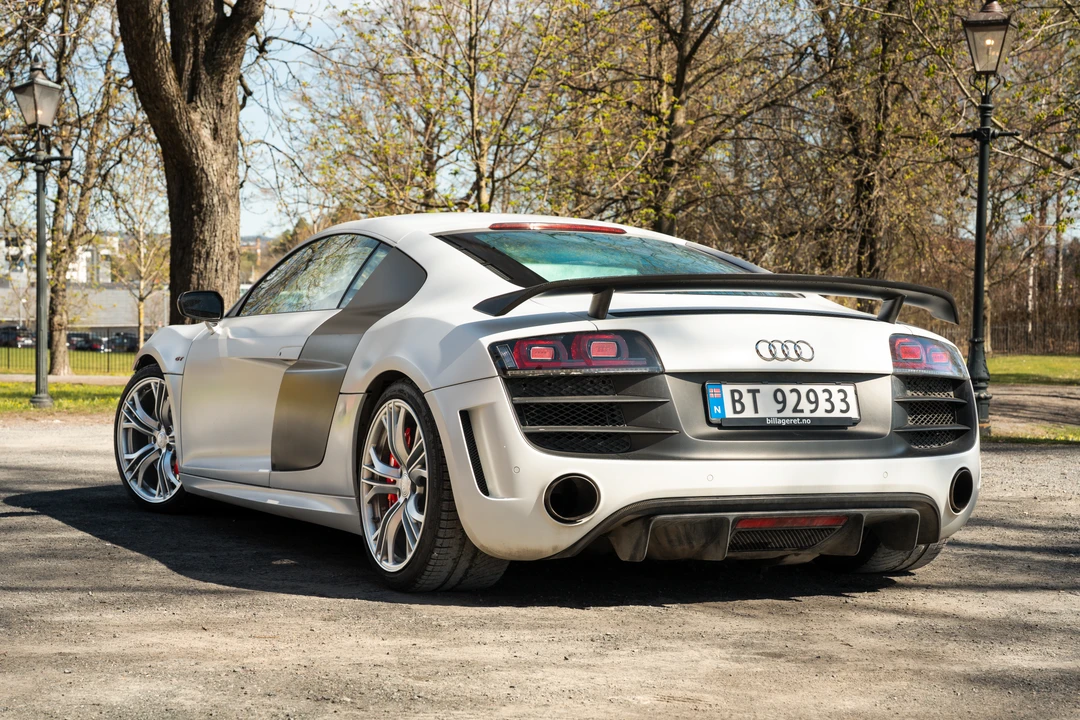 2012 Audi 42 R8 - Image 5 of 31
