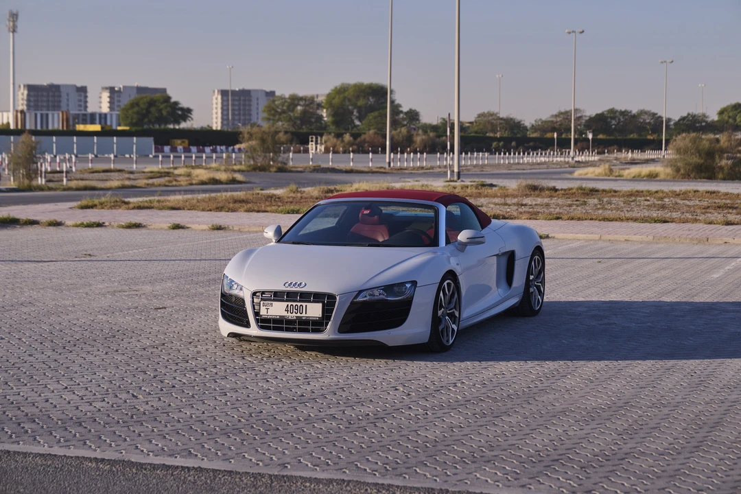 2012 Audi 42 R8 - Image 7 of 31