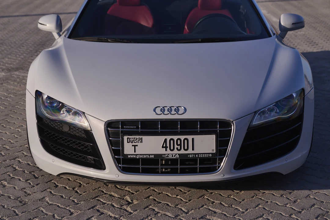 2012 Audi 42 R8 - Image 24 of 31