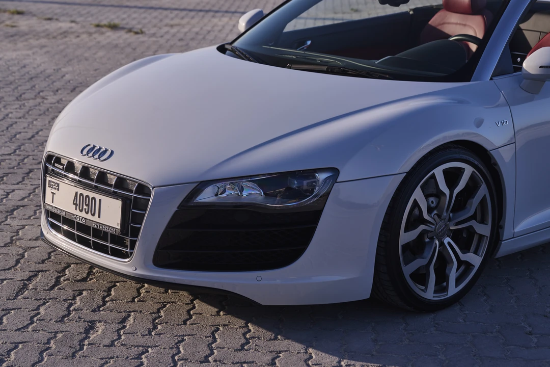 2012 Audi 42 R8 - Image 25 of 31
