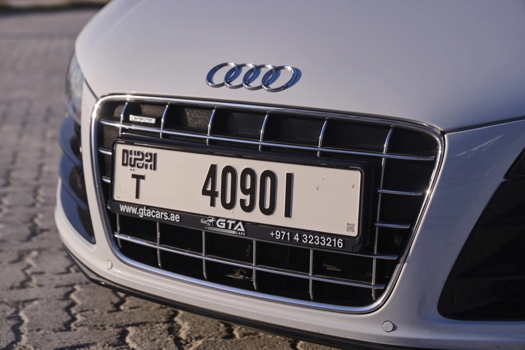 2012 Audi 42 R8 - Image 29 of 31
