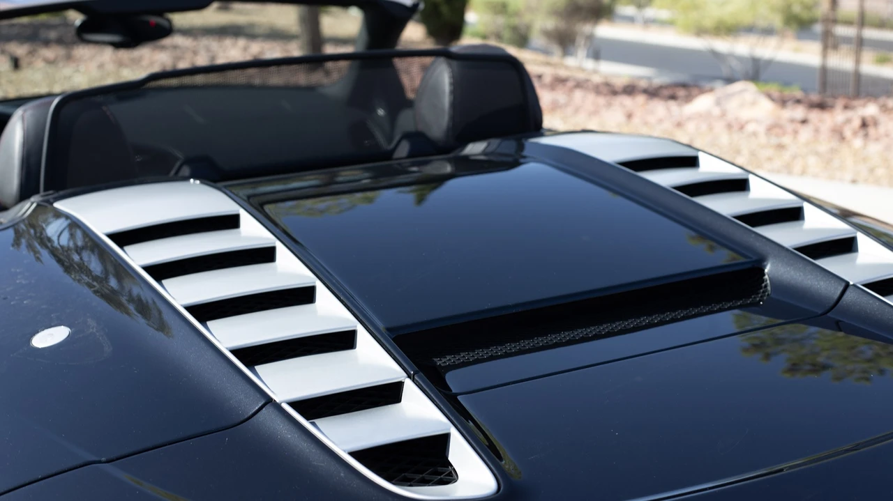 2012 Audi 42 R8 - Image 30 of 31