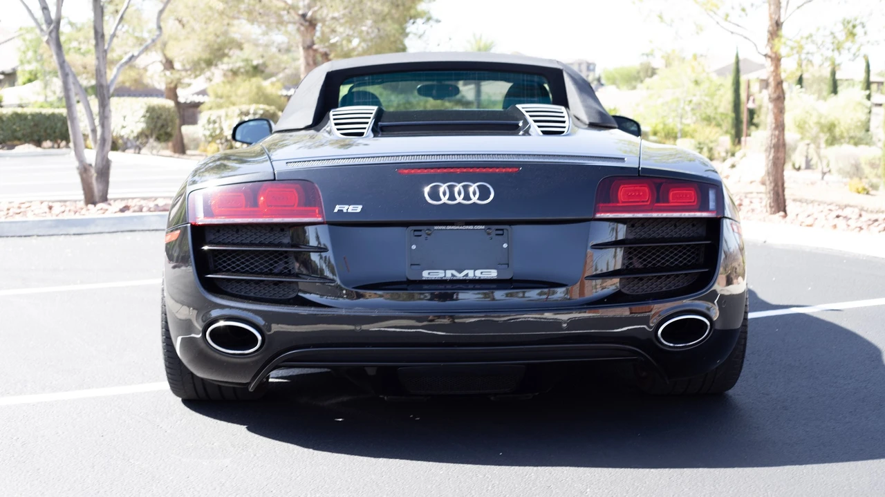 2012 Audi 42 R8 - Image 20 of 31