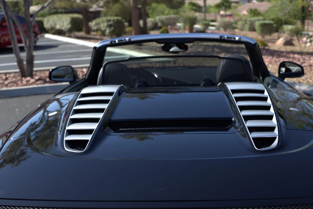 2012 Audi 42 R8 - Image 27 of 31