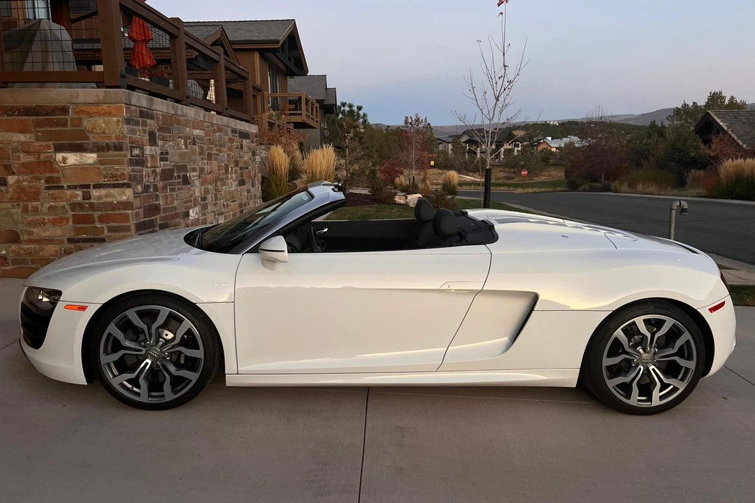 2012 Audi 42 R8 - Image 3 of 31