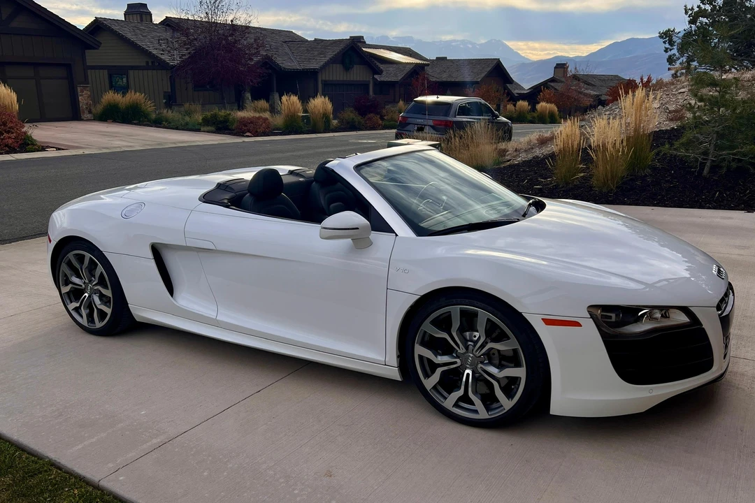 2012 Audi 42 R8 - Image 14 of 31