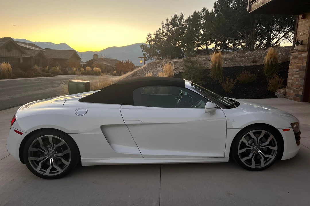 2012 Audi 42 R8 - Image 27 of 31