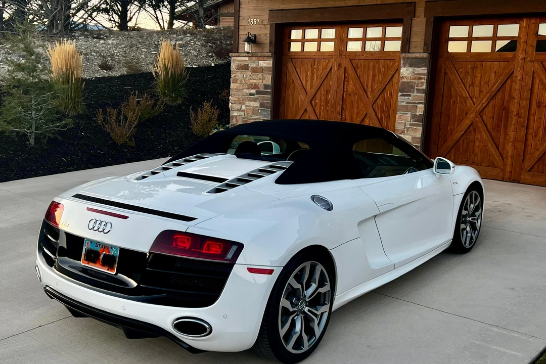 2012 Audi 42 R8 - Image 26 of 31