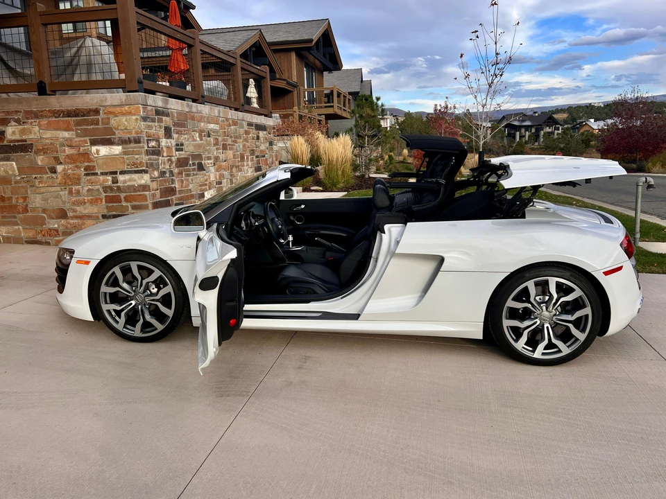 2012 Audi 42 R8 - Image 10 of 31