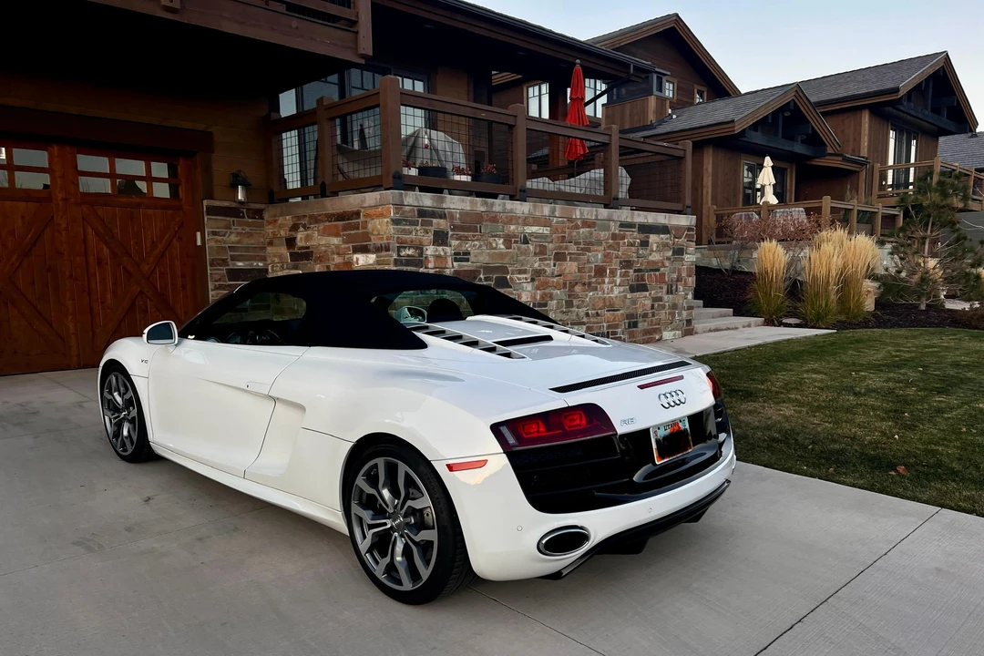 2012 Audi 42 R8 - Image 24 of 31