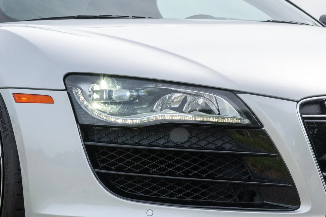 2012 Audi 42 R8 - Image 24 of 31