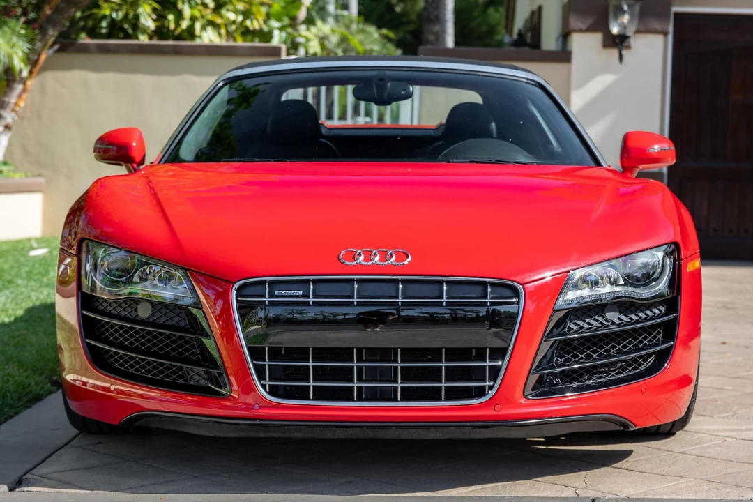 2012 Audi 42 R8 - Image 2 of 31