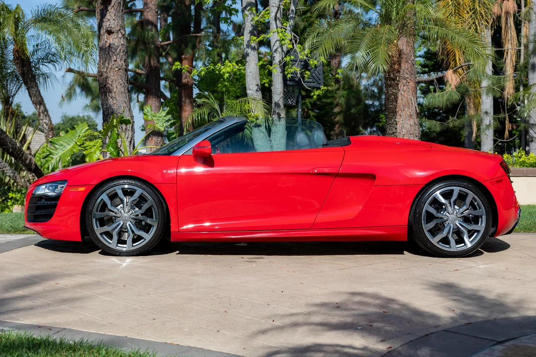 2012 Audi 42 R8 - Image 8 of 31