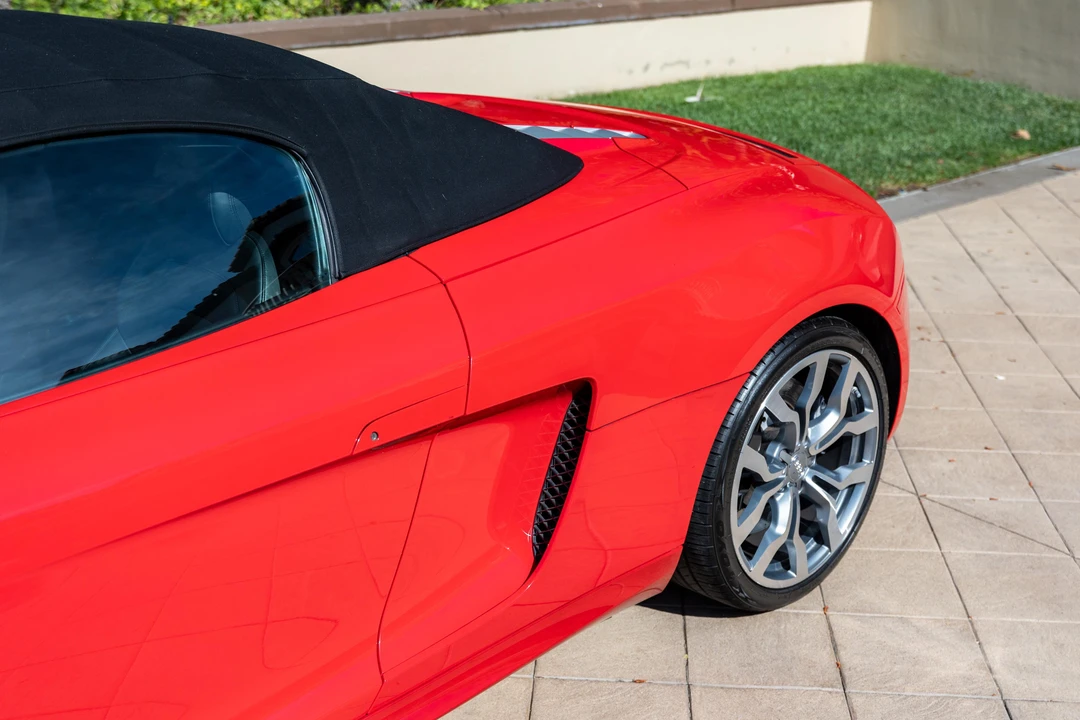 2012 Audi 42 R8 - Image 24 of 31