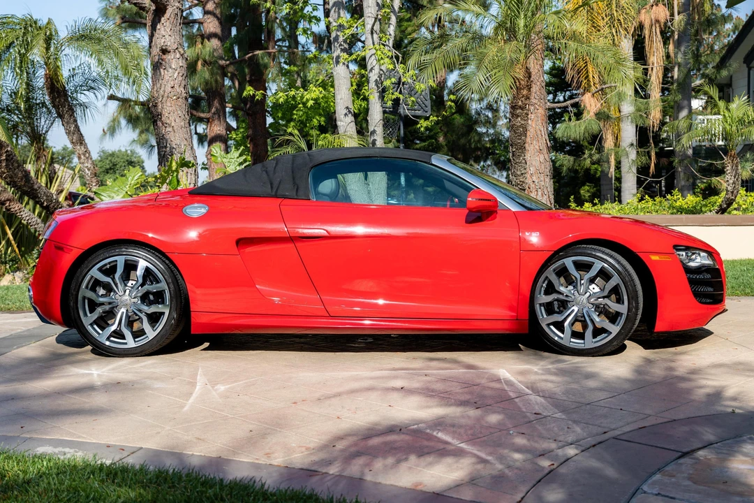 2012 Audi 42 R8 - Image 3 of 31