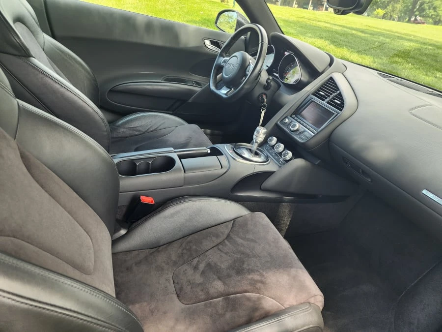 2012 Audi 42 R8 - Image 6 of 7