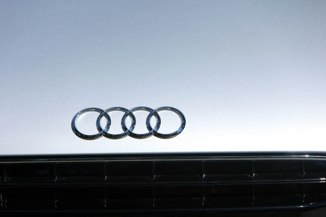 2012 Audi 42 R8 - Image 20 of 31