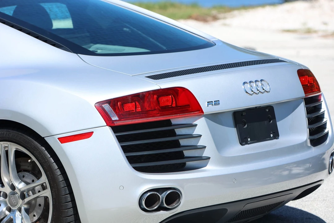 2012 Audi 42 R8 - Image 15 of 31