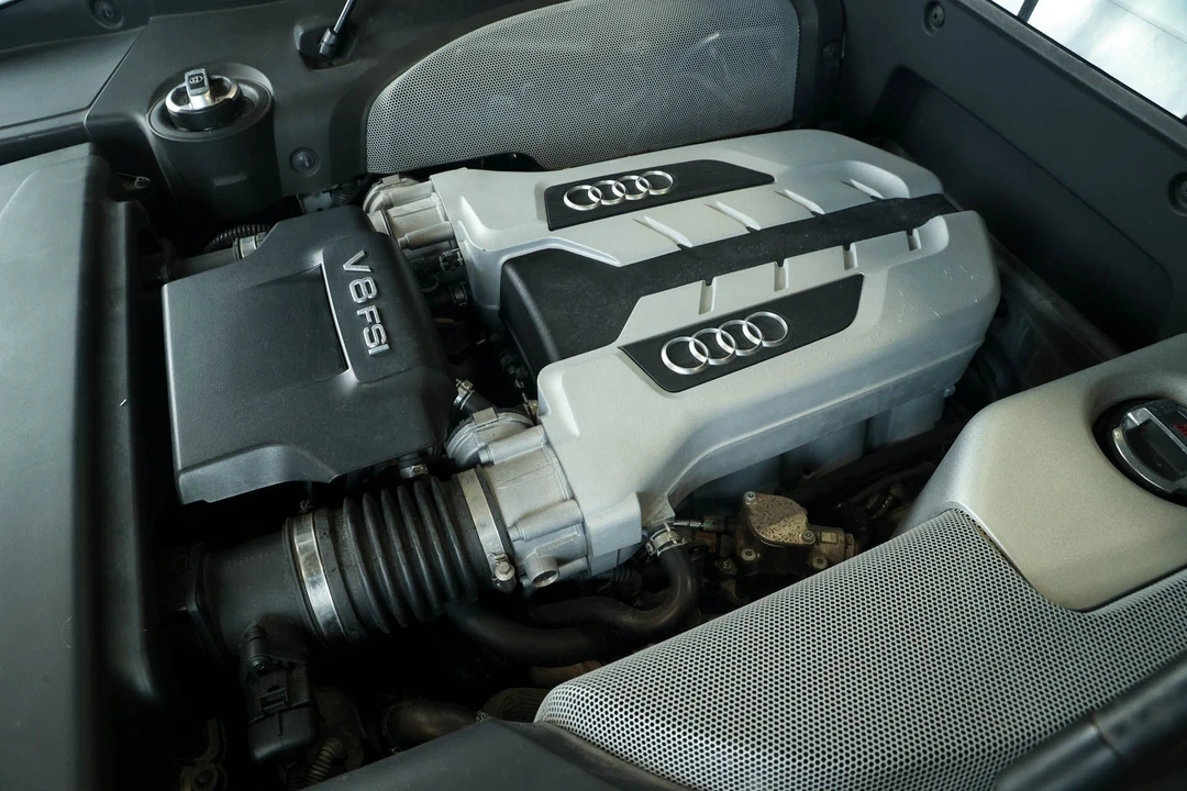 2012 Audi 42 R8 - Image 4 of 31