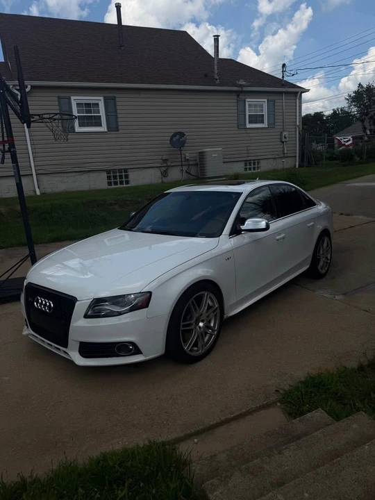 2012 Audi B8 S4 - Image 3 of 8