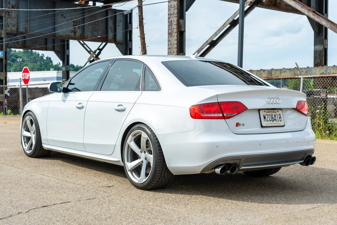 2012 Audi B8 S4 - Image 8 of 31