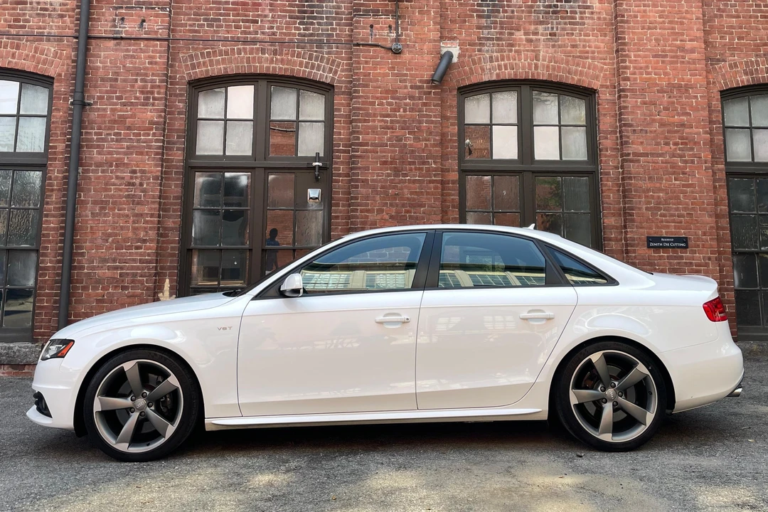 2012 Audi B8 S4 - Image 3 of 31