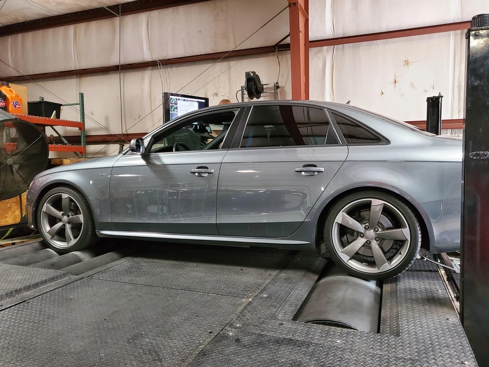 2012 Audi B8 S4 - Image 12 of 31