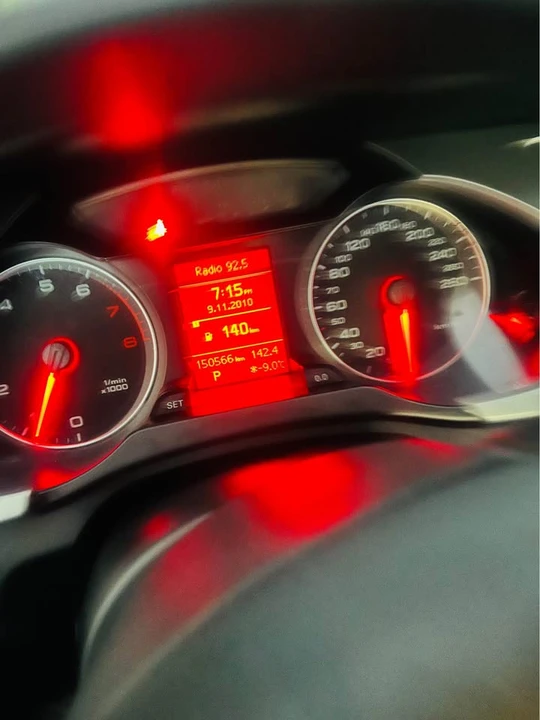 2012 Audi B8 A4 - Image 7 of 11