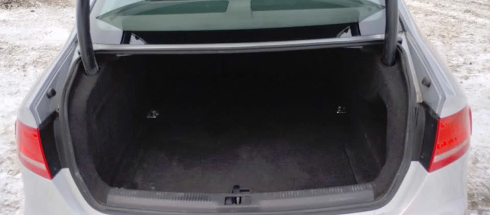 2012 Audi B8 A4 - Image 8 of 9