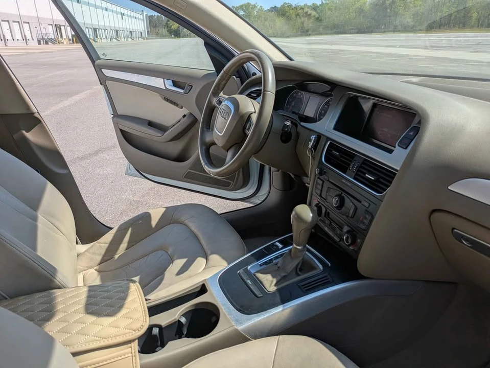 2012 Audi B8 A4 - Image 15 of 19