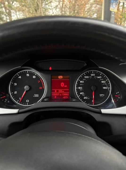 2012 Audi B8 A4 - Image 7 of 11