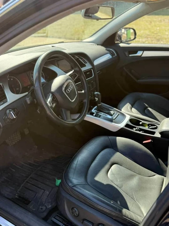 2012 Audi B8 A4 - Image 8 of 11