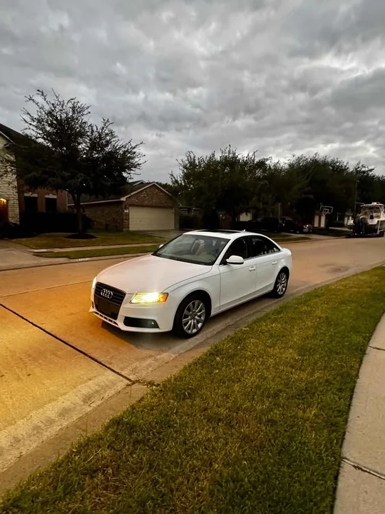 2012 Audi B8 A4 - Image 2 of 16