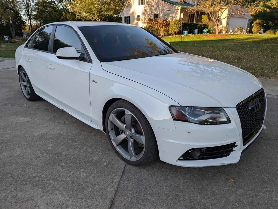 2012 Audi B8 A4 - Image 2 of 9
