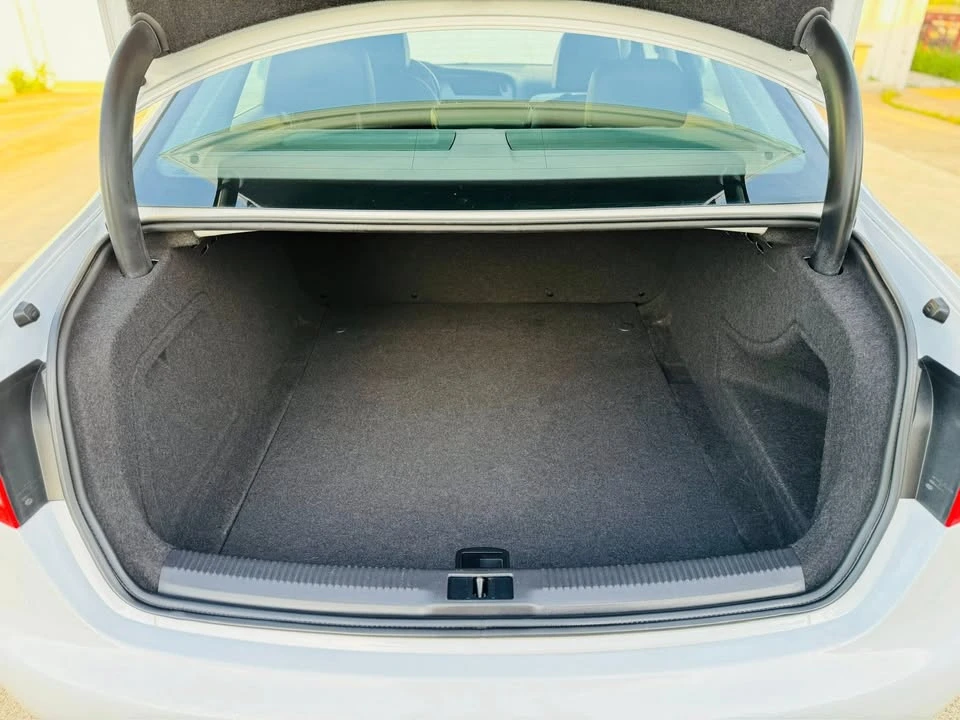 2012 Audi B8 A4 - Image 17 of 19
