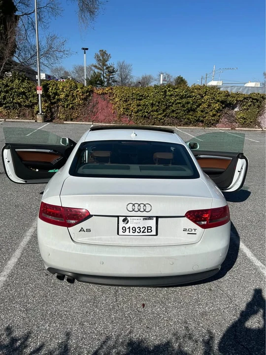 2012 Audi B8 A5 - Image 2 of 3