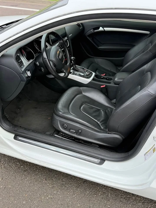 2012 Audi B8 A5 - Image 9 of 17
